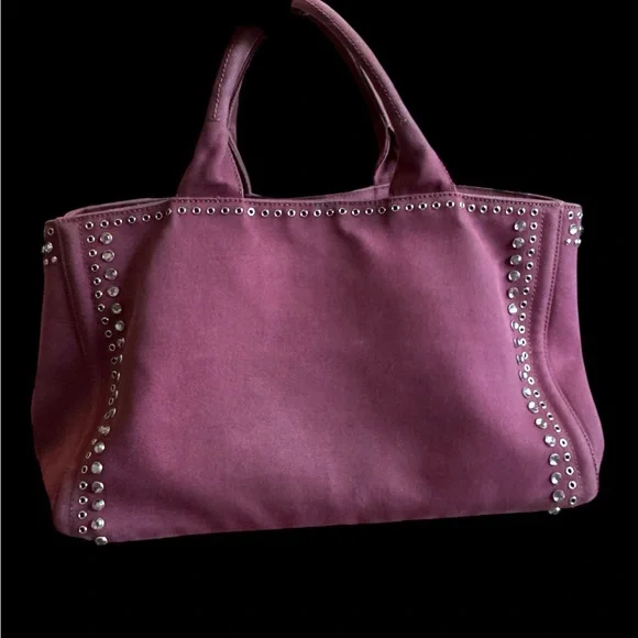 Authentic Prada Canapa - Picture 3 of 16